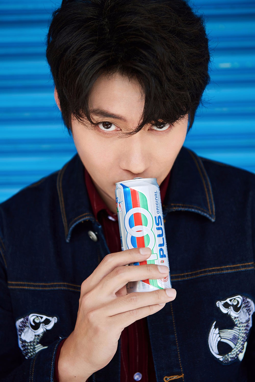 艾伦微博晒《美人鱼2》杀青照 和周星驰合作引期待