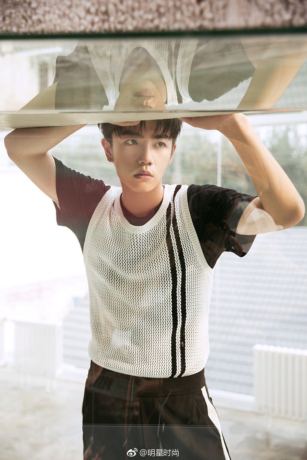 一直很喜欢@夏志远远 他的笑容