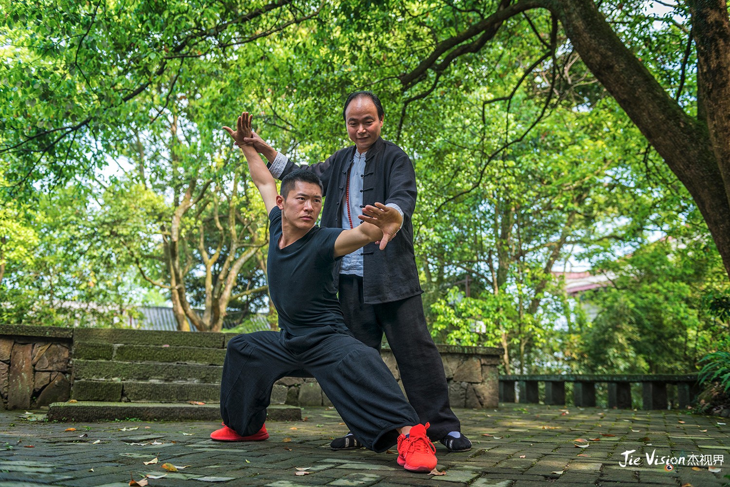 只因现实中的峨眉武术比小说更神奇!