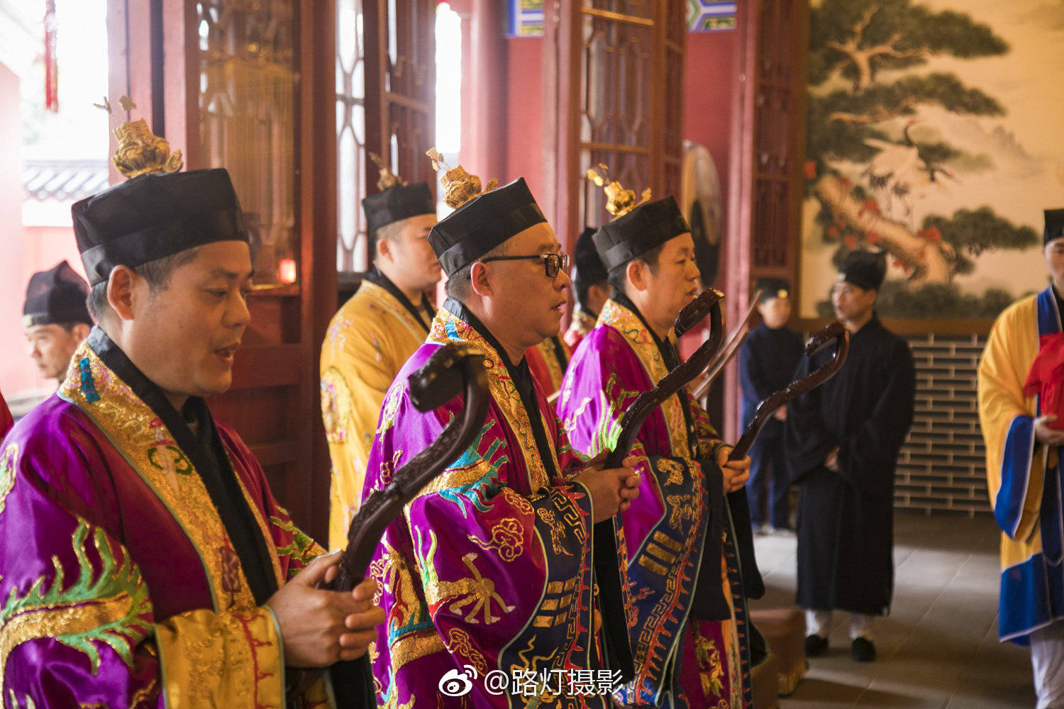 江西鹰潭龙虎山,历代张天师府邸,千年未曾中断的道教殿堂