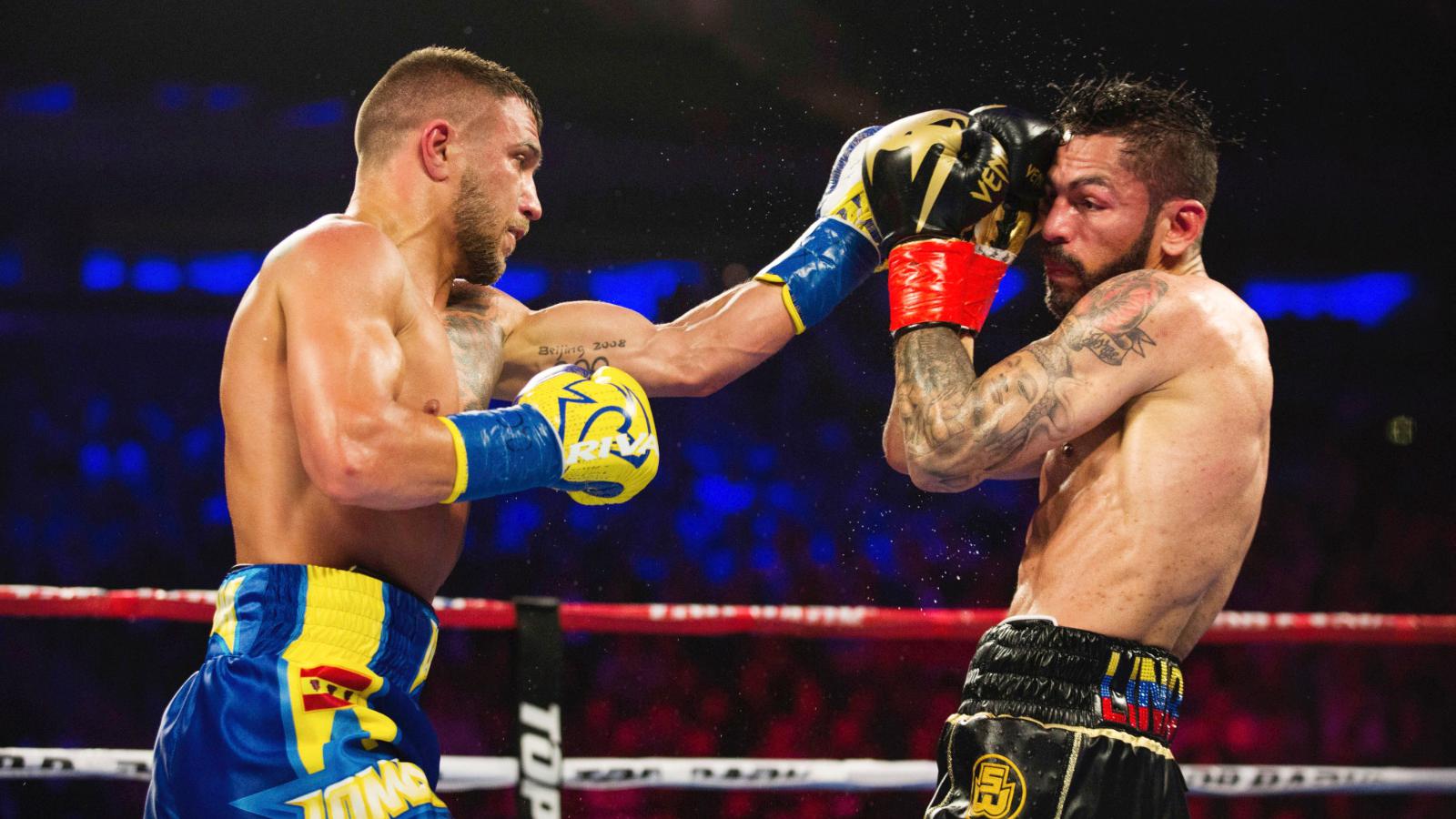 不愧是"天才"洛马琴科,丰富刁钻的拳法利纳雷斯根本防不住