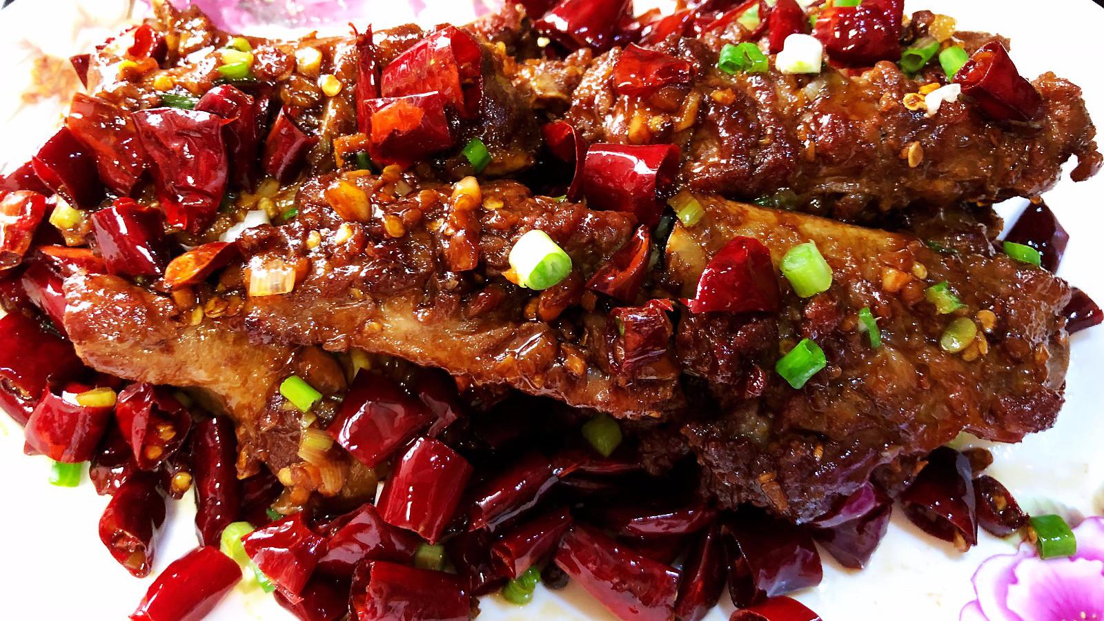 三根排骨,丢锅里一煎,出锅美味到流口水,吃完回味无穷