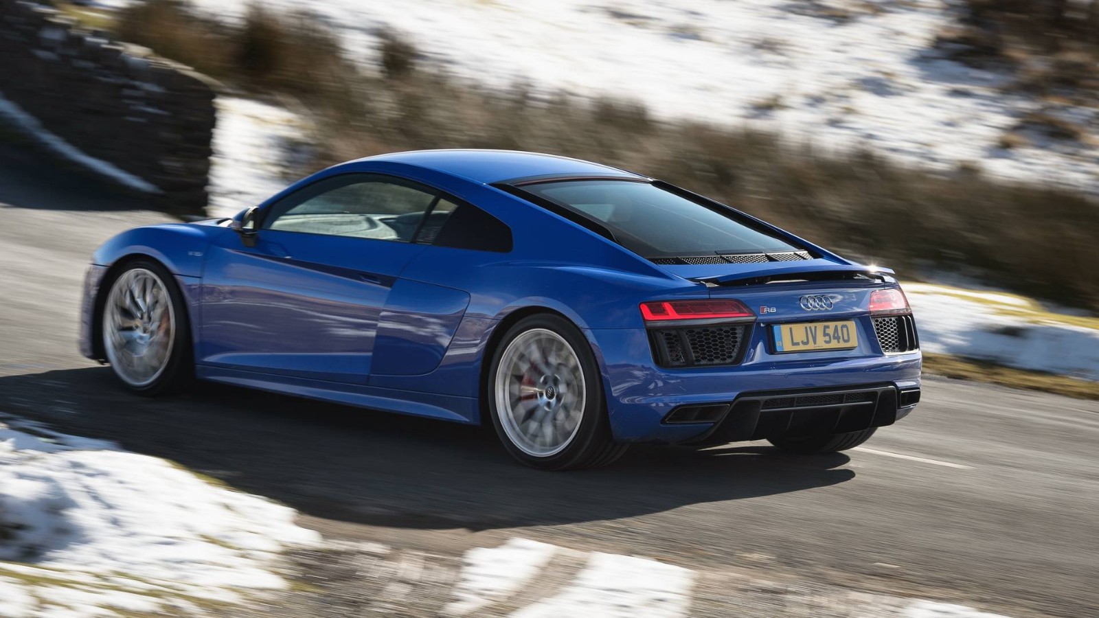 新款奥迪r8来袭,蓝色动感