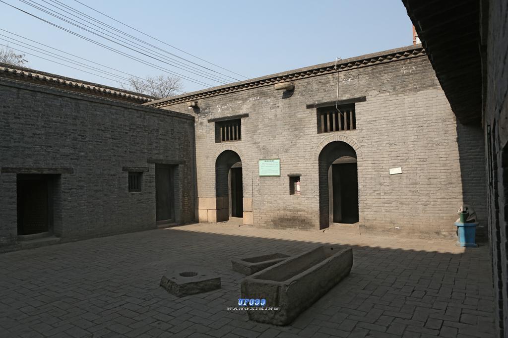 它始建于明朝洪武一年(公元1368年),距今已有600多年的历史,当年北京