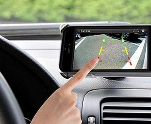 倒车时,看左右后视镜还是看倒车影像?正确做法在这里!-新浪汽车