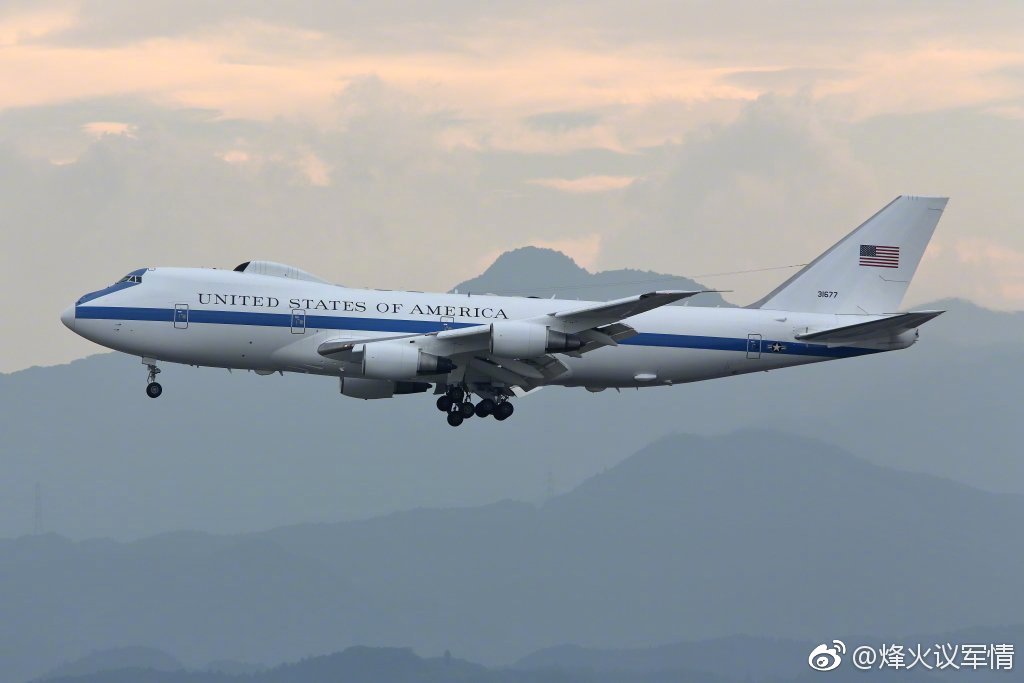 不一样的波音747美国e4b空中指挥机