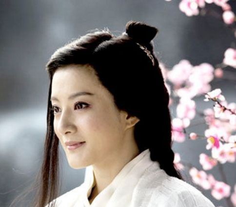 金铭——"小婉君"到"天山童姥"