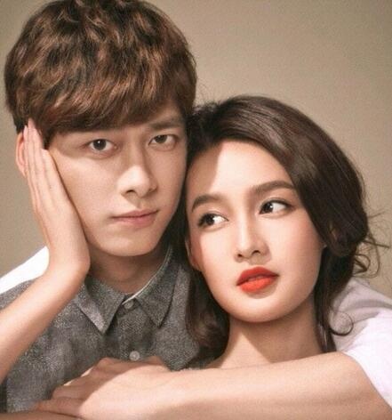 李易峰李沁恋情坐实!李沁公开两人热吻照片!引