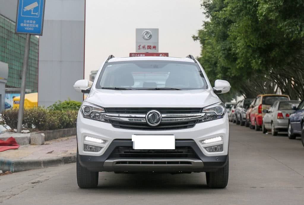 东风小康厉害了,6.4万,1.8l发动机,看啥宝骏530