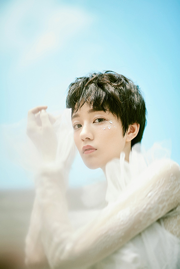 陈泇文《沙海》虐心收官 双面沈琼赢口碑