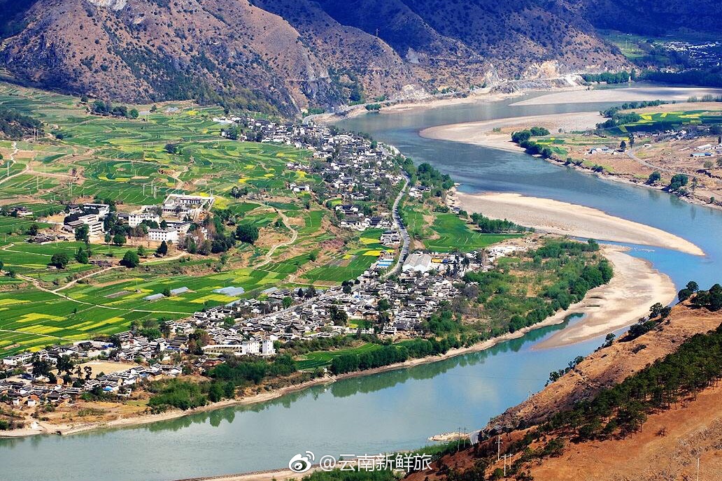 云南7月值得一去的旅游景点万里长江第一湾
