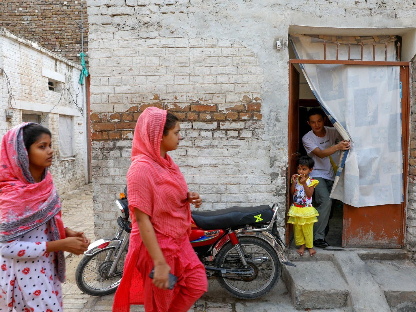 以色列的巴基斯坦女孩|摄影|人像|城客存存 - 原创作品 - 站酷 (ZCOOL)