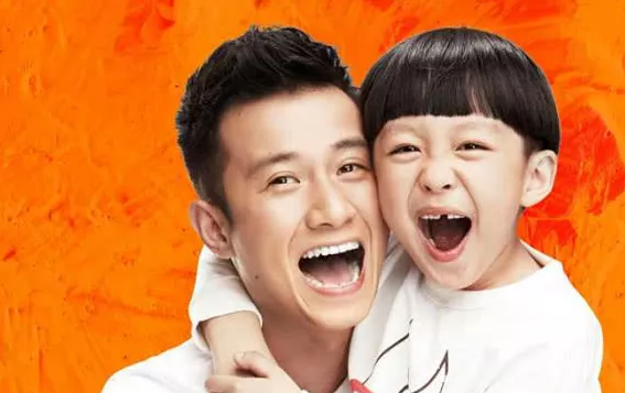 3岁开始拍戏,7岁演文章的"儿子"走红,如今13岁拿飞行驾照|朱佳煜|小