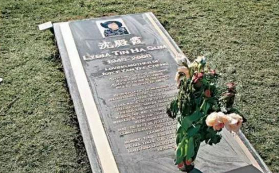 十大明星的墓地差距非常值得看的一篇文章