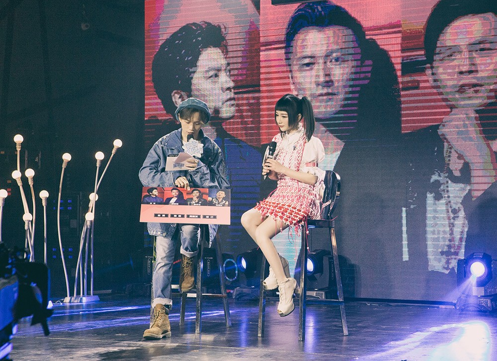 刘安琪生日首唱会在北京举行 分享好声音比赛感悟