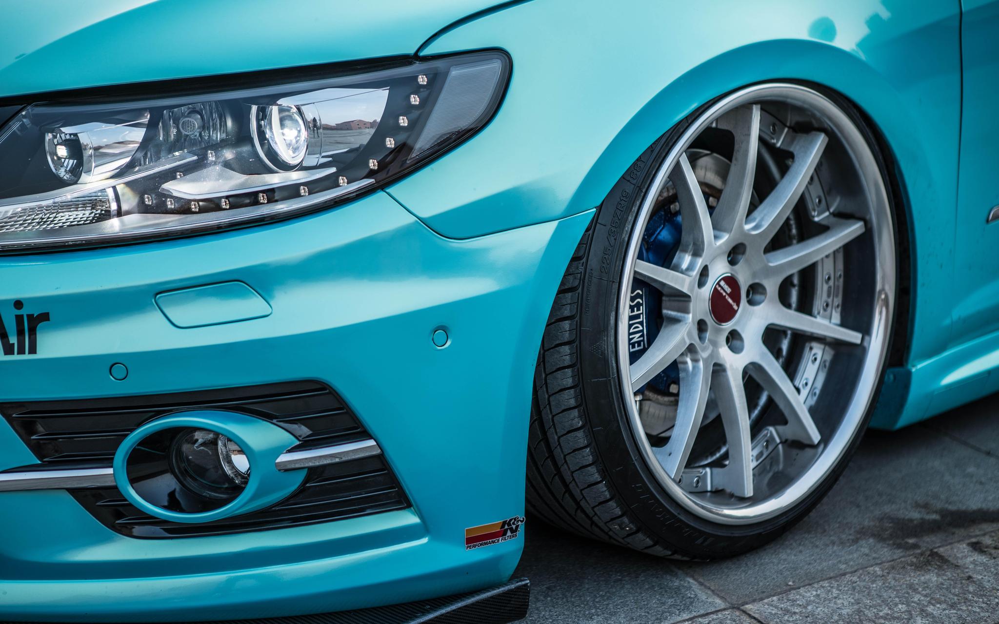 大众cc原本很个性了,改装成"冰雪蓝"配色真是非常骚气!