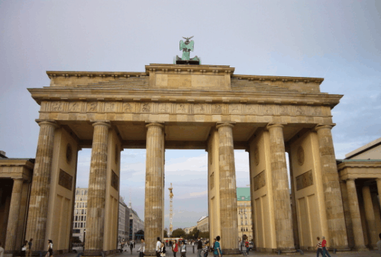 中国也有一座凯旋门 却是建在一个小县城里!