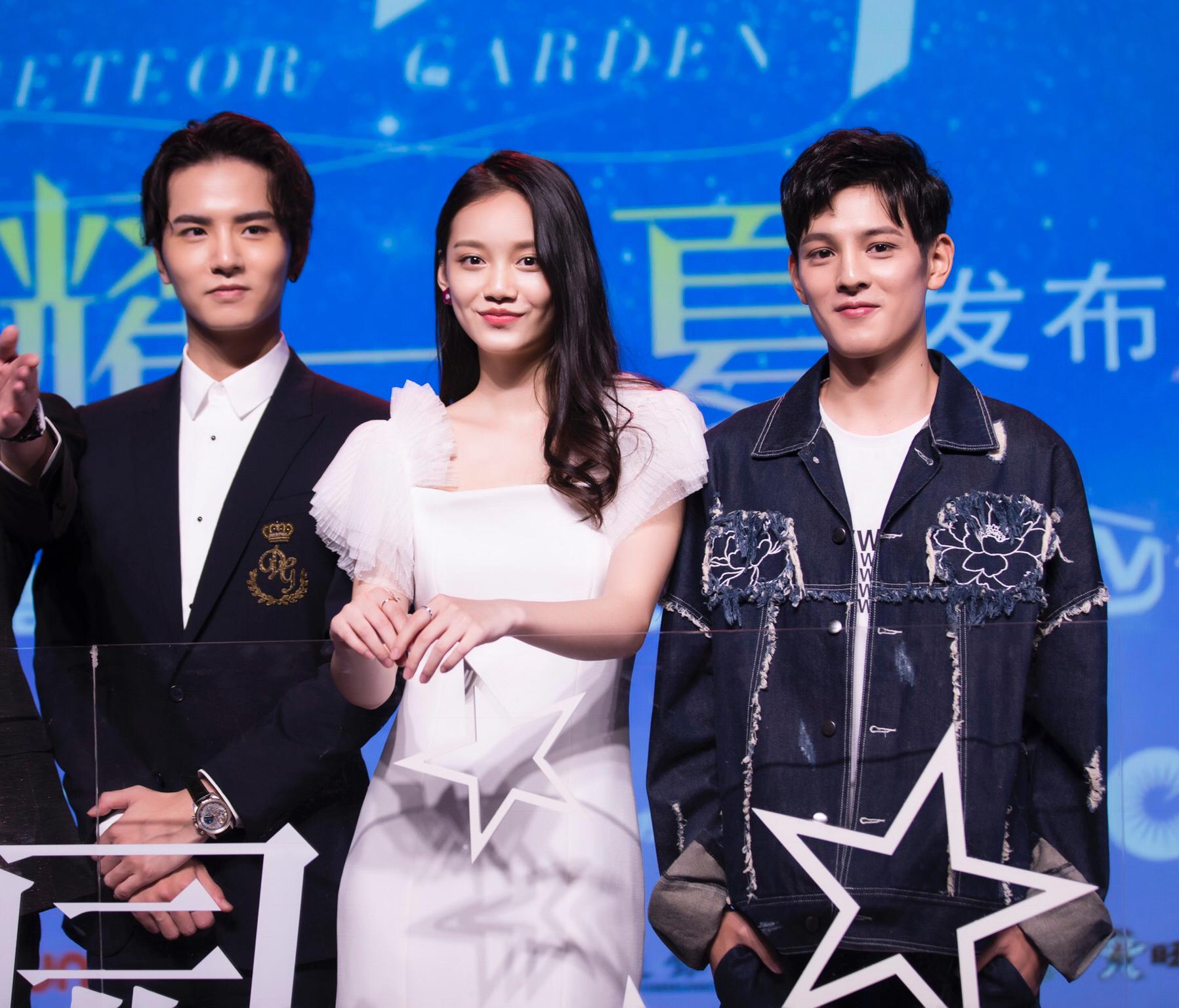 (孙伊涵气质优雅)(孙伊涵优雅白裙)(孙伊涵官鸿)据悉,新版《流星花园