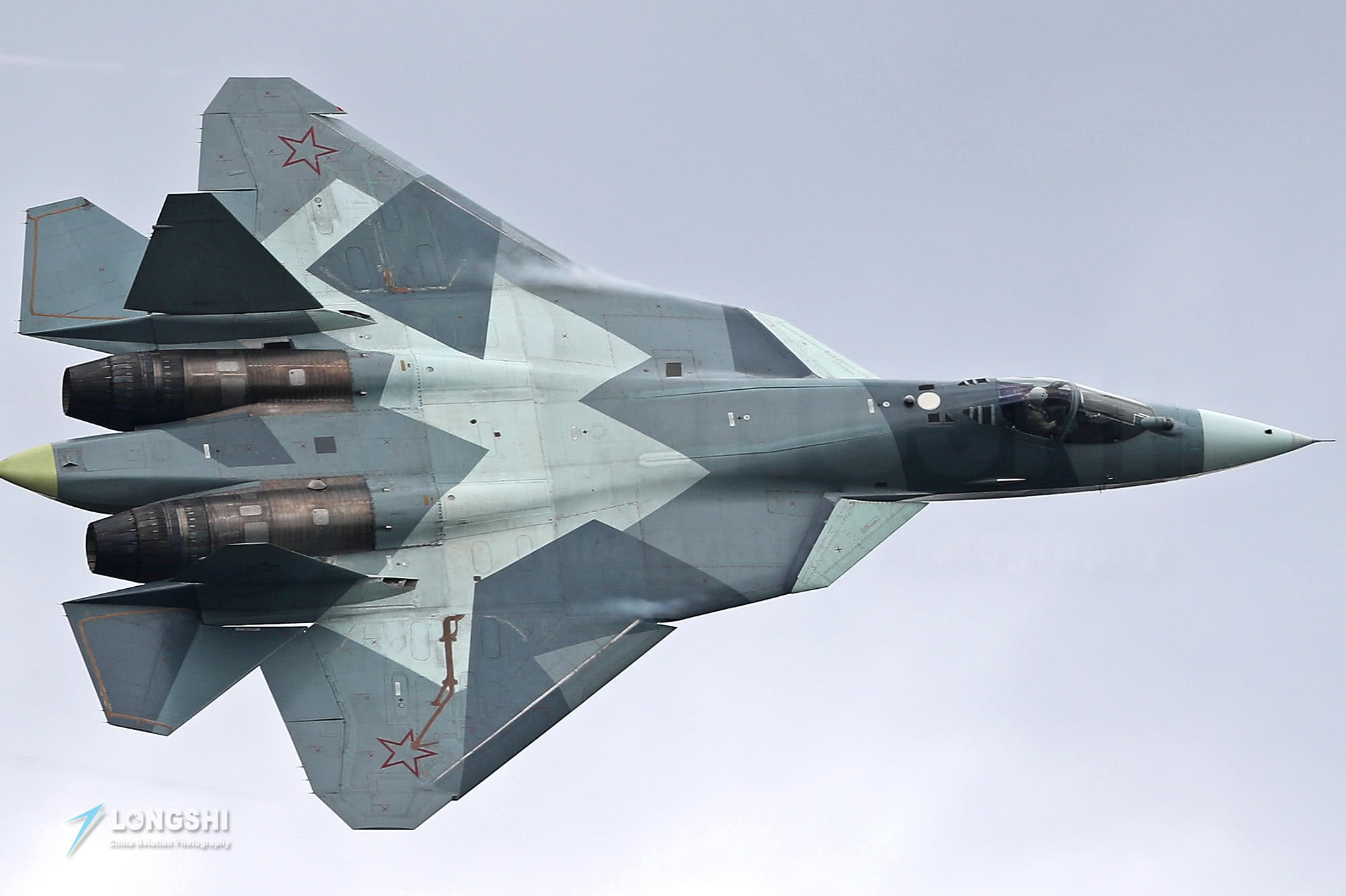 苏-57暂时黯然退场绝非一无是处,发动机性能逆天,他国可以借鉴|战斗机