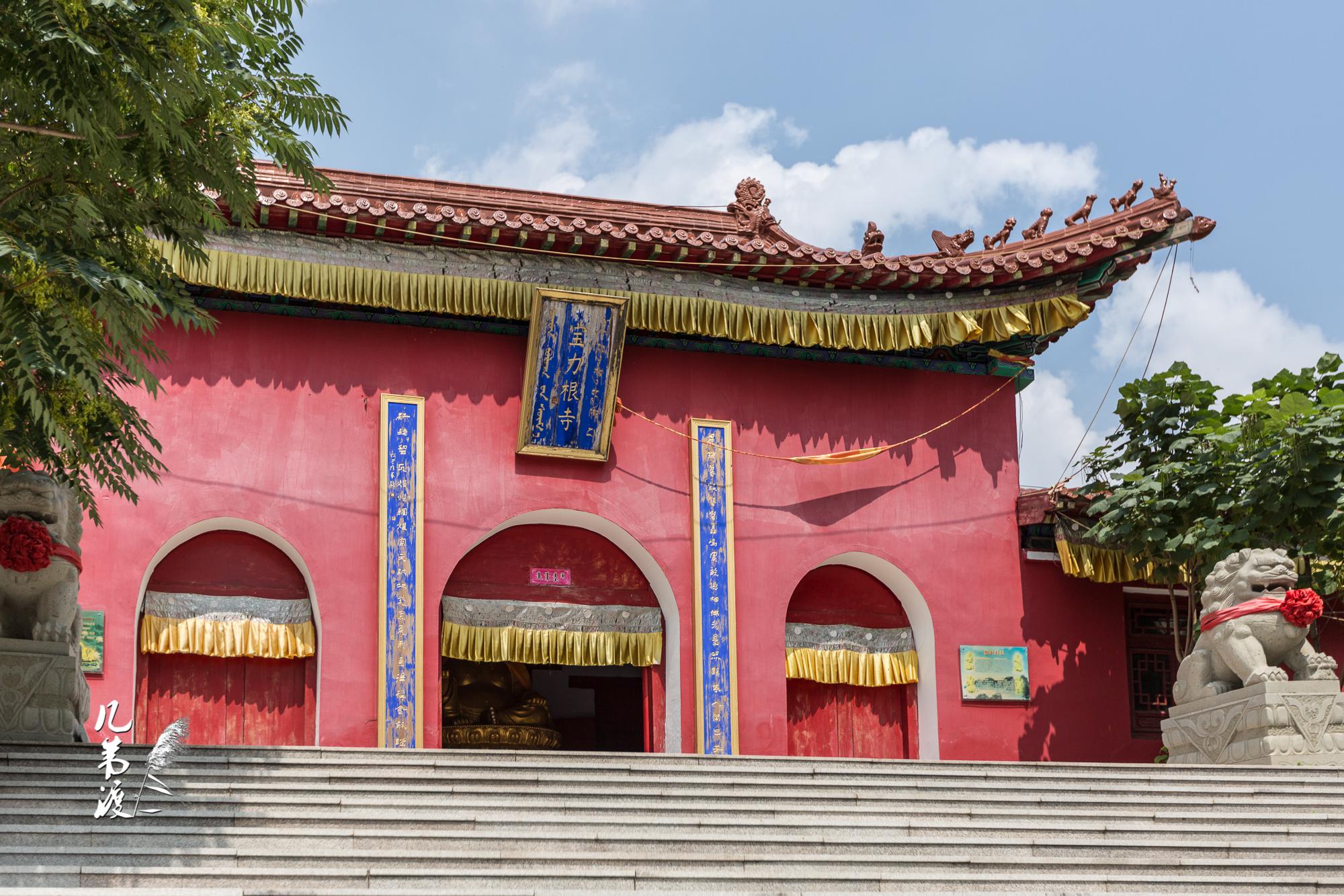 位于阜新县的宝力根寺汉译为白泉寺传始建于清嘉庆六年