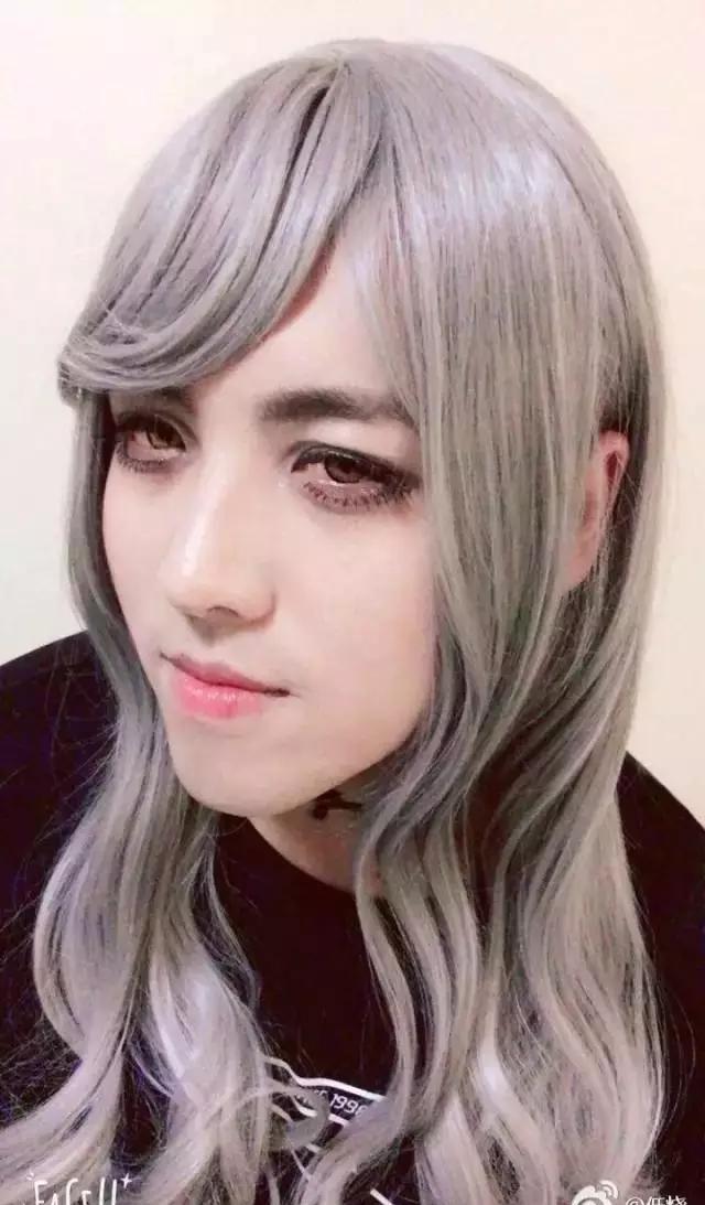 恐怖的男生化妆术白活20年