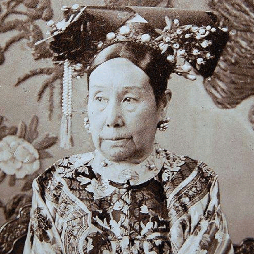 慈禧年轻时喜欢一个状元郎, 用一句话表达爱意,直接将其吓跑了