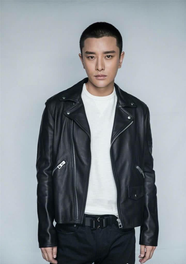 经历4个月,贾乃亮像换了一个人,眼神中全是成熟与稳重!