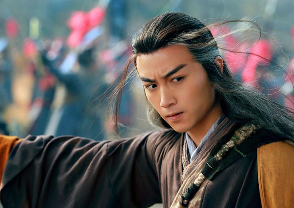 拥有降龙十八掌的郭靖和黯然销魂掌的杨过, 究竟谁更牛一些!