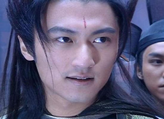 四个版本的钟馗杨旭文呆萌谢霆锋帅气他才是最经典钟馗