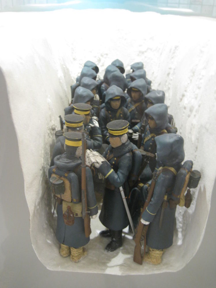 199个日本兵雪山冻死,活着的一个被立铜像|八甲|行军|田山_新浪新闻