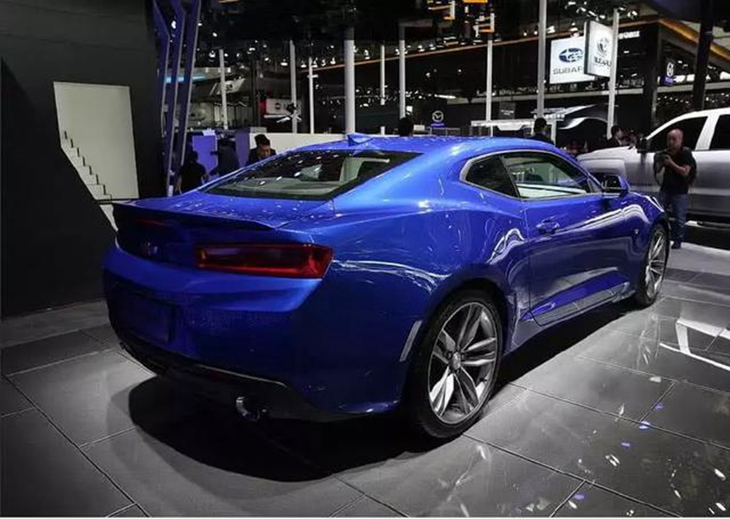 30万买进口跑车,颜值远超bba,撩妹更上一层楼!