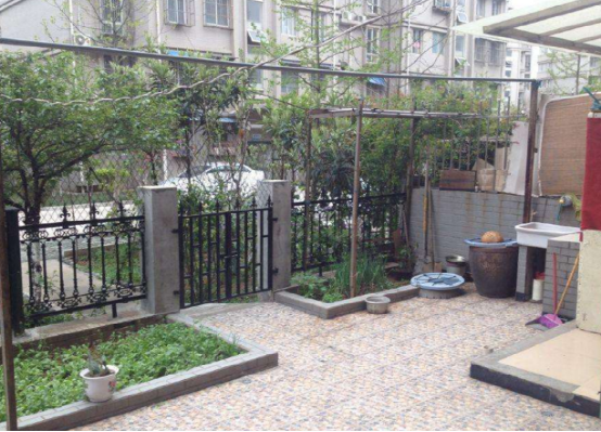 越来越多人买楼都选带院子一楼,回家流行这样设计,太聪明了