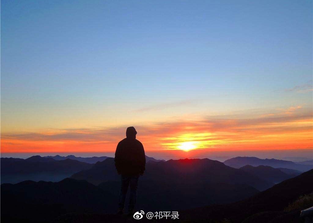 对于人生|山顶|云海|看世界_新浪新闻