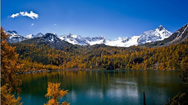 邂逅最美四姑娘山身姿更显美丽,国家级风景名胜区|四姑娘山|长坪沟|风景名胜区_新浪新闻