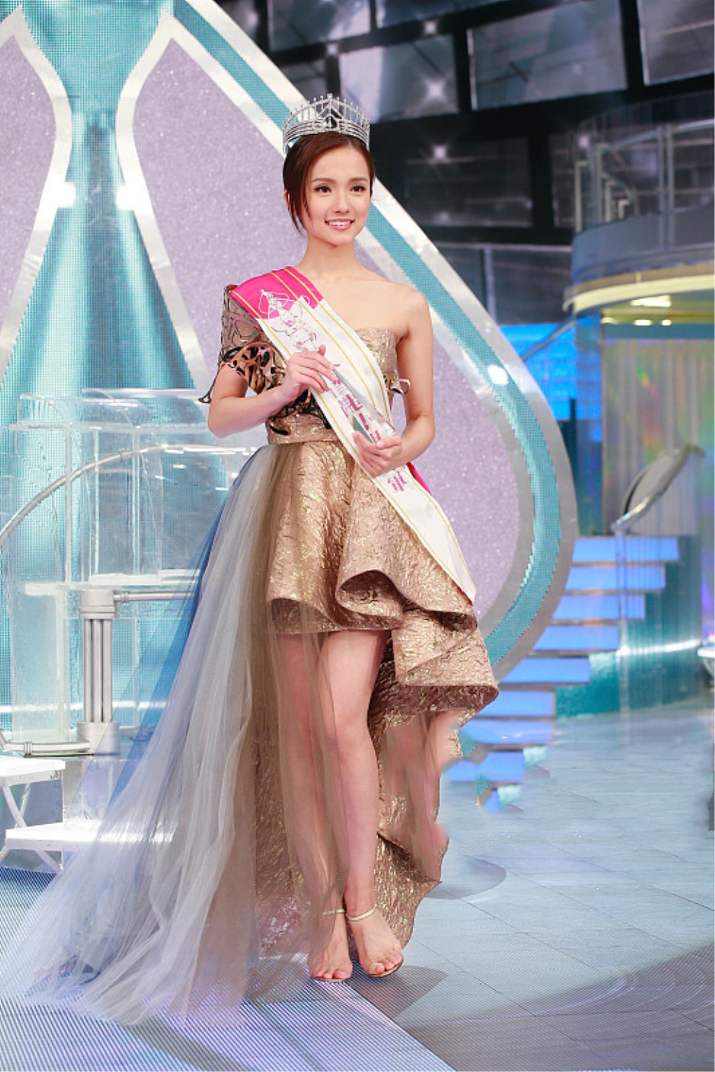 2018年香港小姐冠军出炉,网友:比上一届好太多!