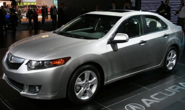 你以为看了扎克伯格那辆飞度,就能改变他的"壕"了吗?