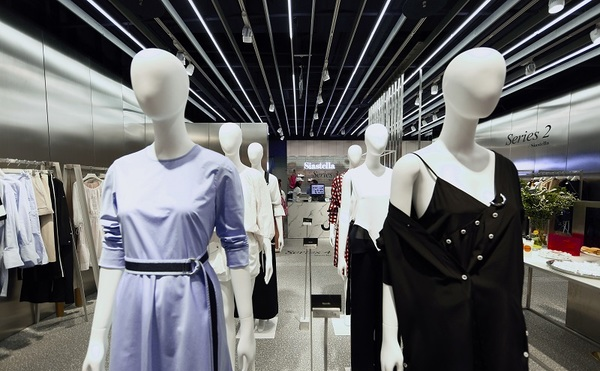 女装设计师品牌siastella北京大悦城店荣耀揭幕