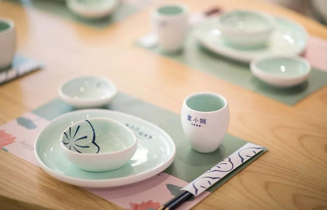 空间设计形象品牌空间实景图董小婉出生在江南一带.