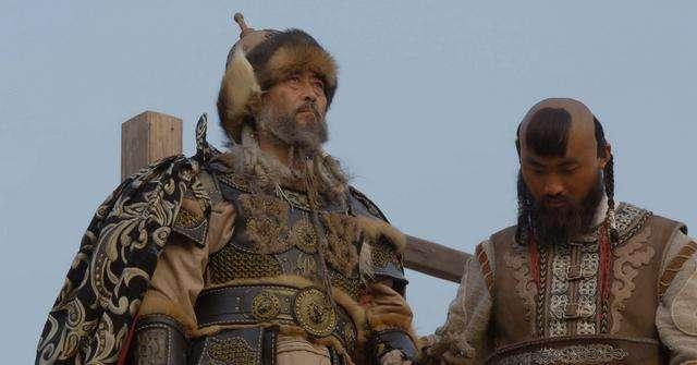 强悍的吐蕃人在战神论钦陵的带领下,多次攻陷安西四郡,逼迫周朝让出