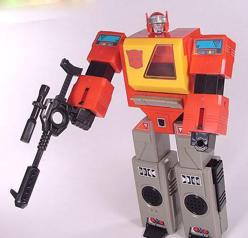 声波的死敌, 汽车人的磁带部队头头——录音机