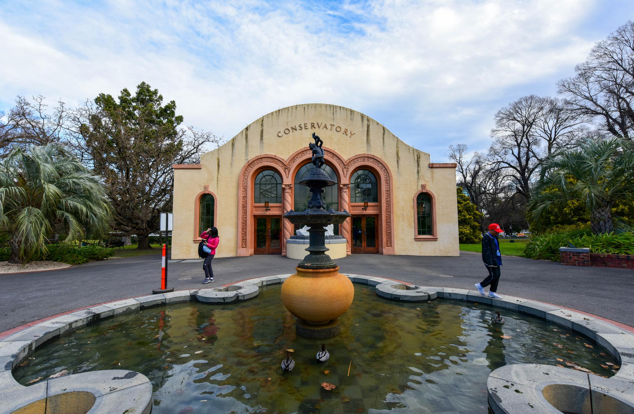 墨尔本这个公园有160年历史,园中道路却形成一个它国的国旗图案