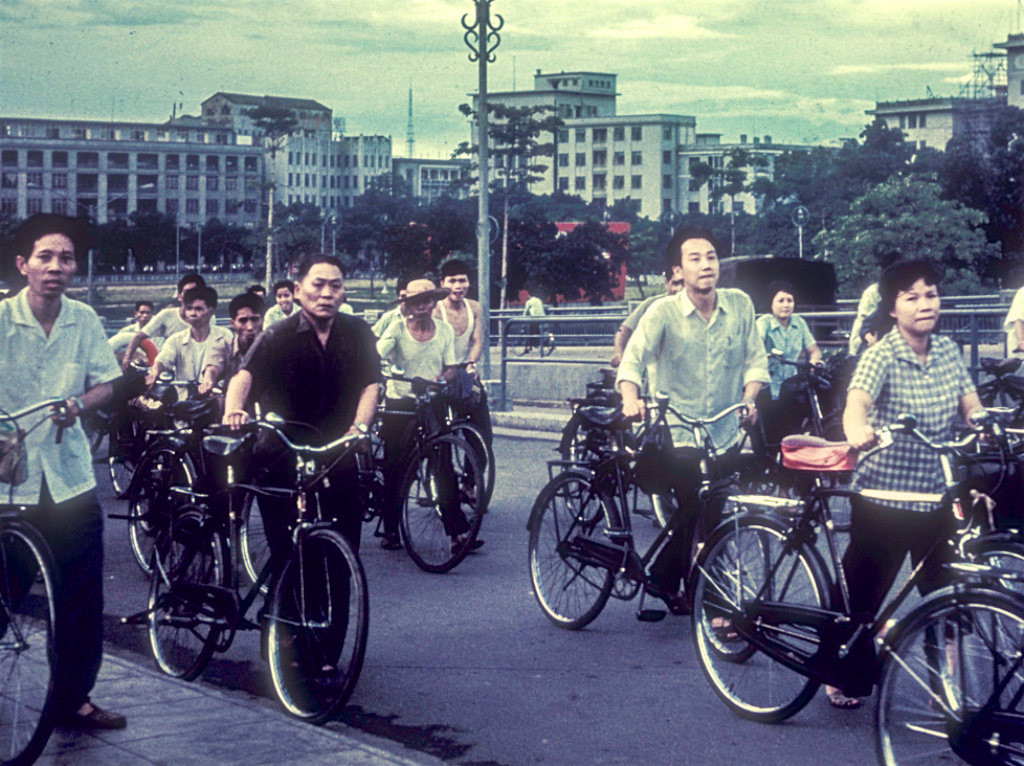 中国旧影1976年,国人脸上的善良与自信