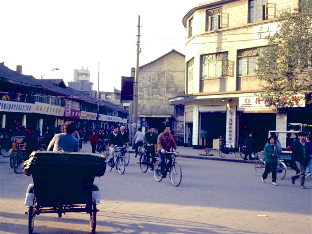 老照片 | 四川江油,1990年.米歇尔·彼得林