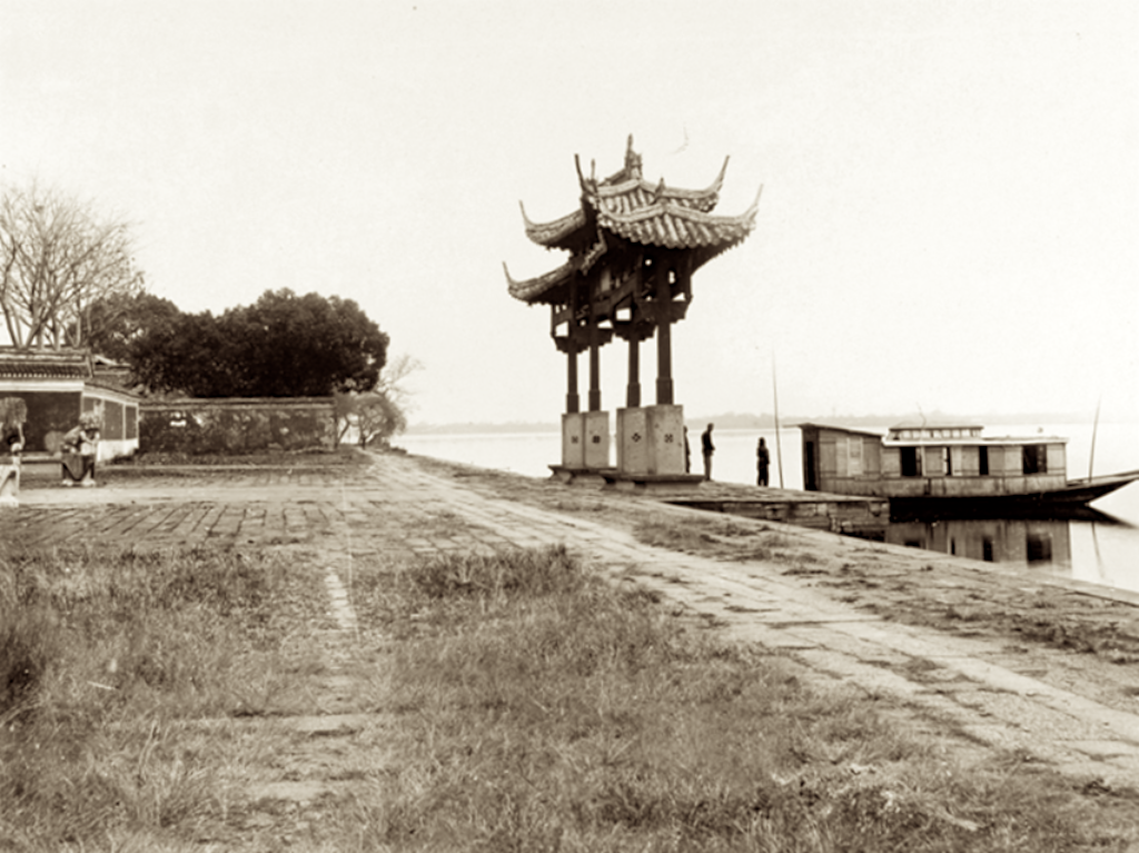 老照片杭州1911年西湖十景之首苏堤春晓