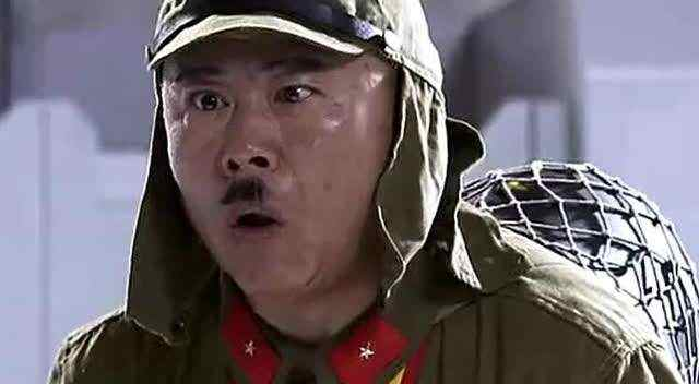 为什么日本军人鼻子下的胡子只有一小撮?又是学了别人的