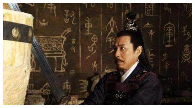 活着就还有复国的希望,所以便让勾践去吴国当了人质,给吴王