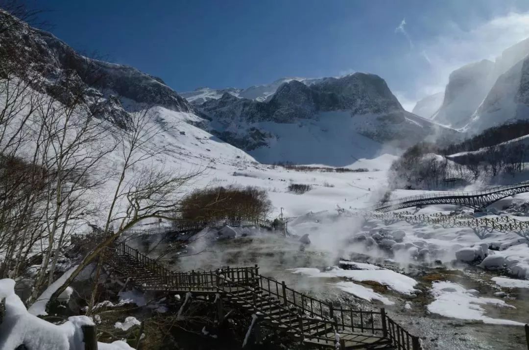 19中国旅游日,长白山景区免门票,半价享火山自溢真温泉!