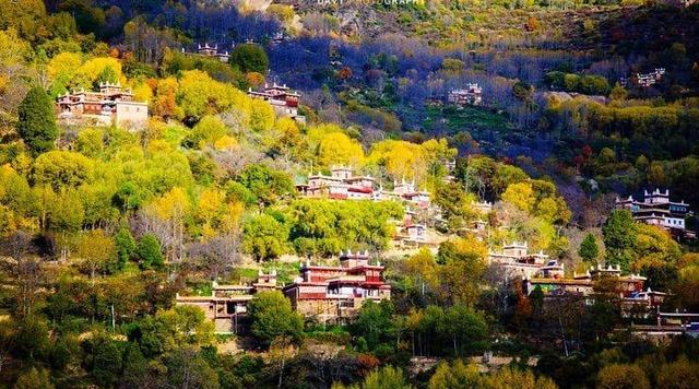 甘孜这个中国最美的高原藏寨,景美人美还实惠