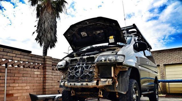 史上最强大的越野面包车爆改三菱l400这外观帅爆了