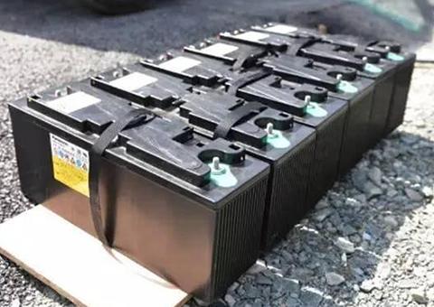奇瑞轿车获得蓄电池固定装置及车辆专利